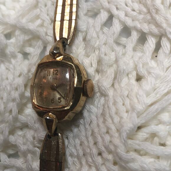 FOR PARTS Vintage Ladies Timex Gold Tone Bracelet 1/20 10k Gf Tops Watch Band - Picture 7 of 13